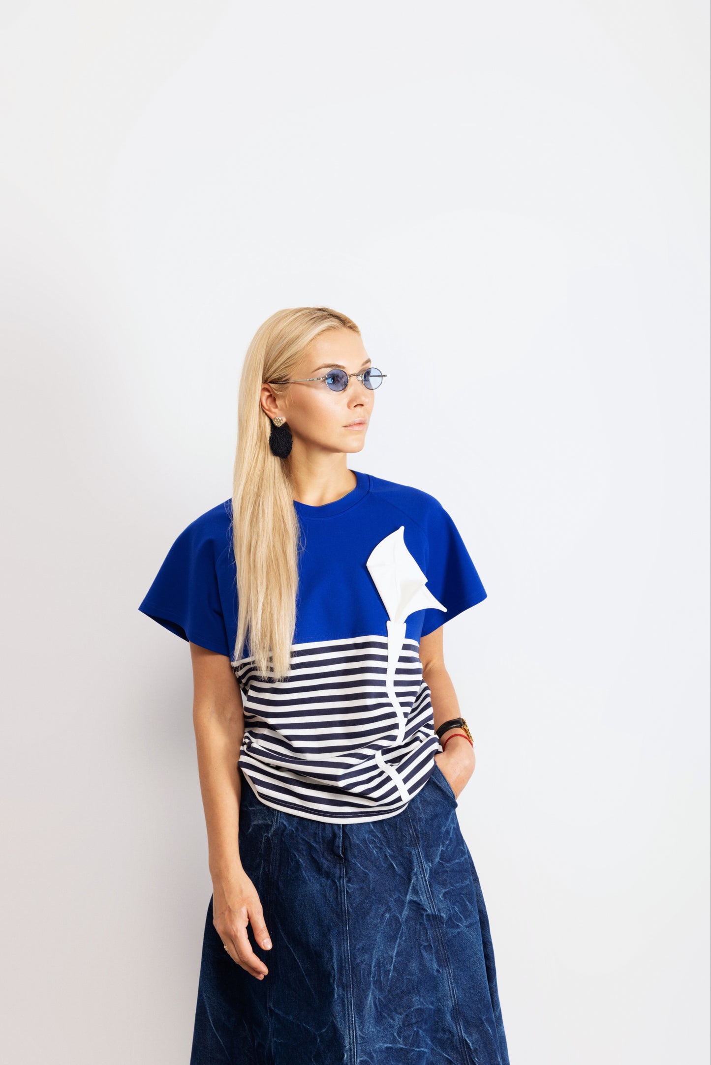 Designer T-Shirt With Calla Flower Blue
