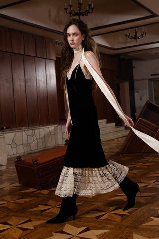 Black Velvet Evening Gown Dress With Lace & Scarf