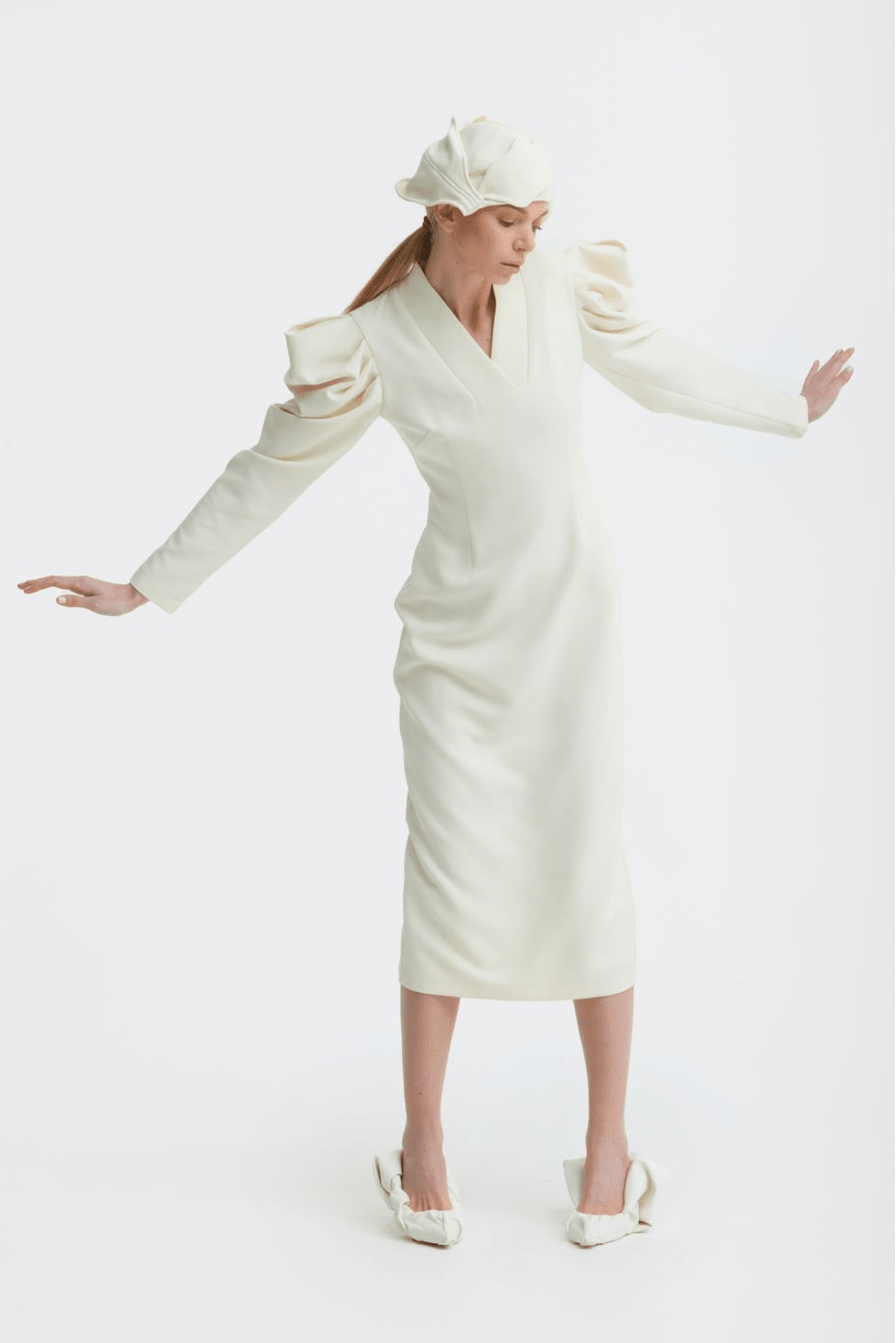 midi crepe dress With Statement Sleeves – Ivory res--product-type--noneDresses Women's Cotton Poplin Long Crafted from luxurious crepe Color:Innocence Pink