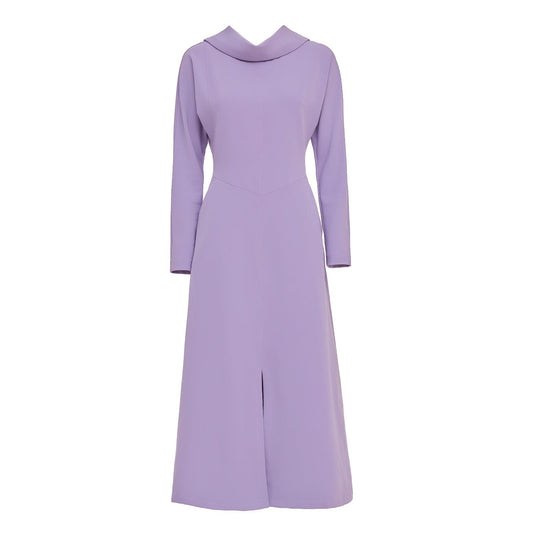 Elegant Fitted Dress With A Flared Skirt Lavander