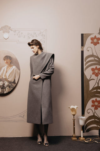 Elegant Long Draped Transformer Mid-Season Coat – Grey
