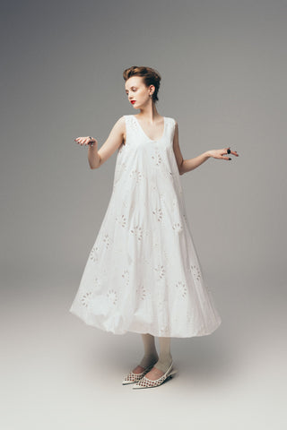 Summer Cotton Sleeveless Eyelet Dress With Balloon Hem White