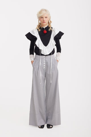 Ruffled Bib Collar With Red Beaded Brooch – Black