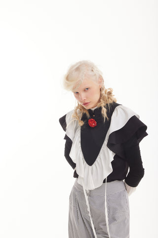 Ruffled Bib Collar With Red Beaded Brooch – Black