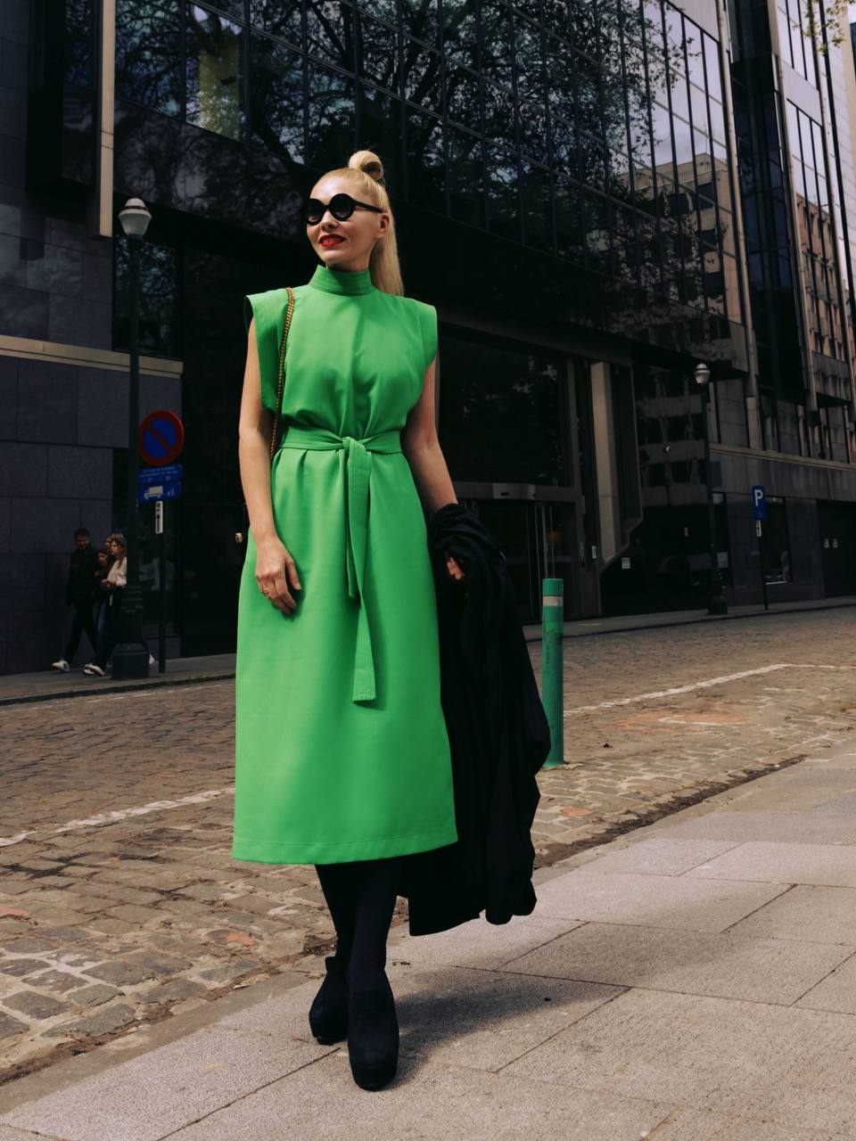 Stylish Straight Dress With Belt Green