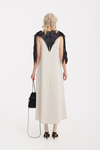 Sculptural Satin Statement Collar – Black