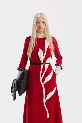 Art-Inspired Semi-Fitted Three-Quarter Sleeves Dress - Red