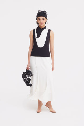 Chic Formal Sleeveless Top With Unique Collar Black