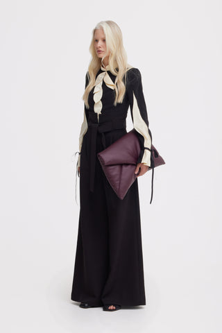 Elegant Fitted Blouse - Black