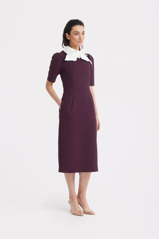 Elegant Midi Dress With Contrast Bow Collar – Burgundy