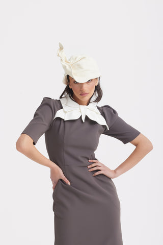 Elegant Midi Dress With Contrast Bow Collar – Taupe