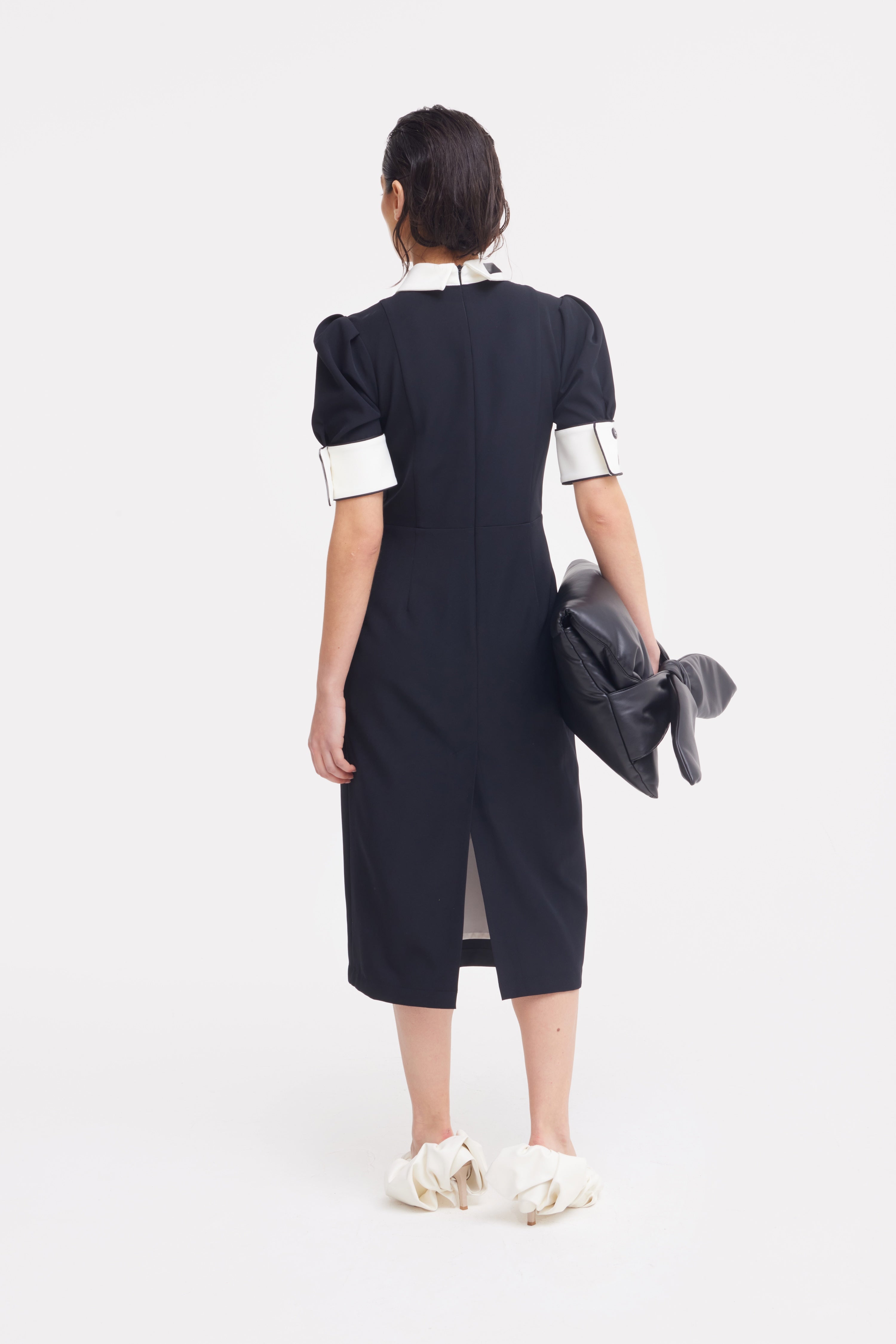 Formal Fitted Dress With White Collar - Office To Evening Style Black M Formal Fitted Dress With White Collar - Office To Evening Style Black M