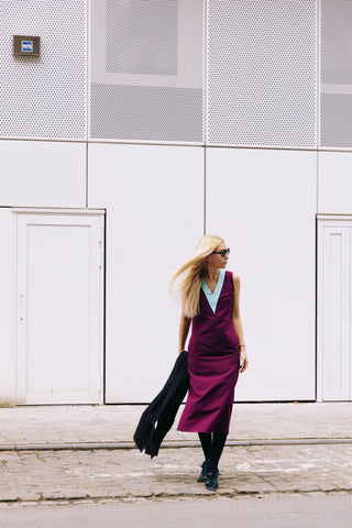 Sleeveless V-Neck Midi Dress Dark Fuchsia