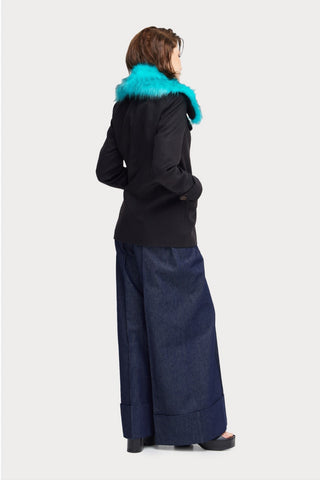 Fashionable Short Faux Fur Collar Coat