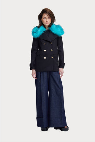 Fashionable Short Faux Fur Collar Coat