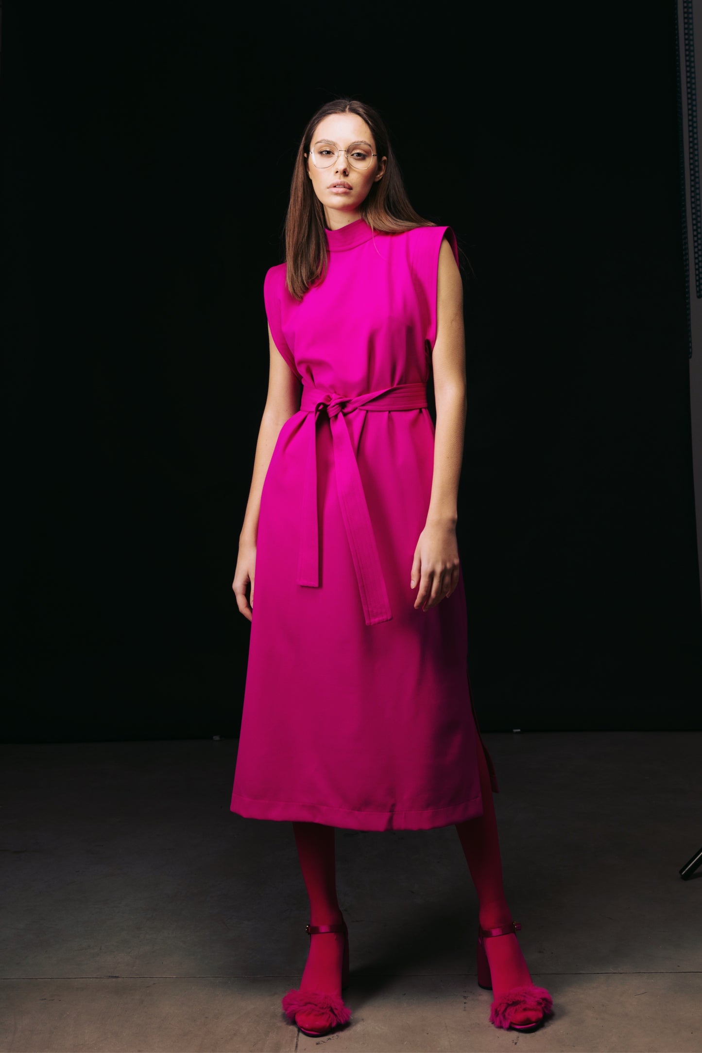 Stylish Straight Dress With Belt Pink