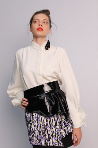 Chic Blouse With Decorative Cuffs Ecru