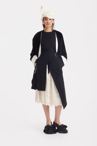 Layered Skirt With White Lace Detail Black