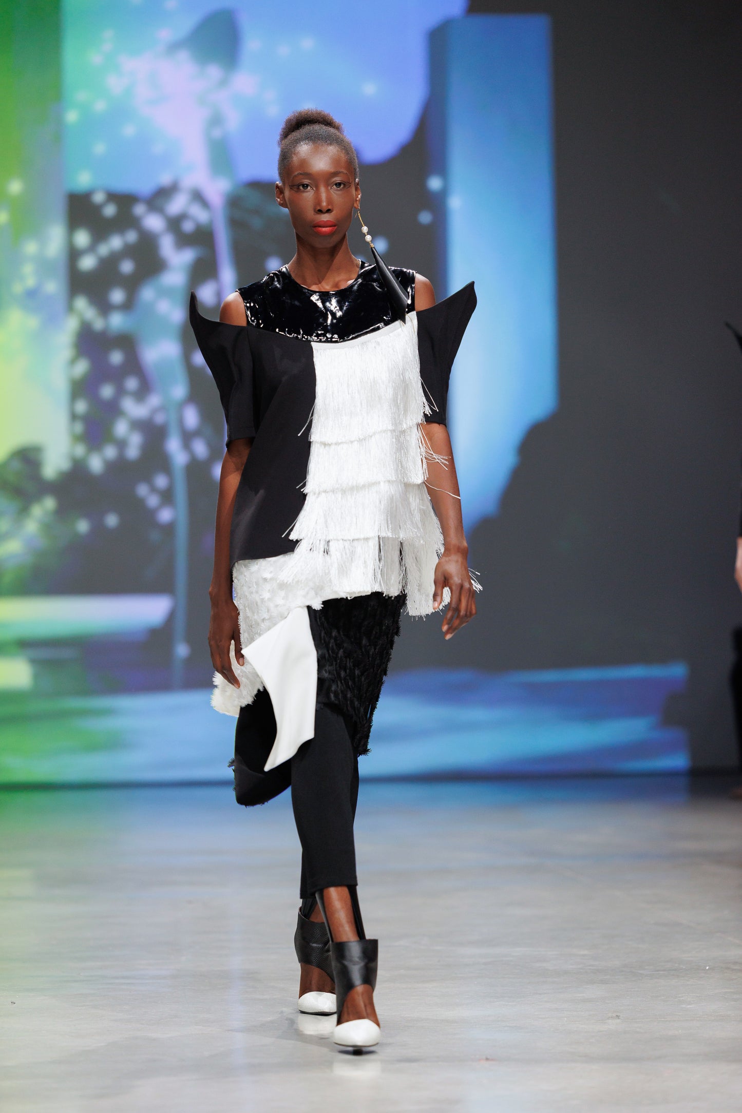 EXCLUSIVE Multi-Layered Dress With Intricate Details Black White