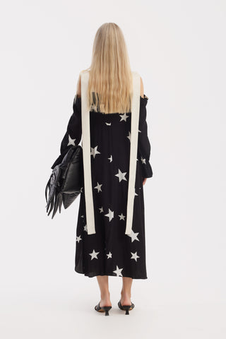 Off-Shoulder Midi Dress With Contrast Straps – Black Print Stars
