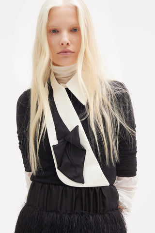 Statement Blouse With White Collar And Cuffs - Black