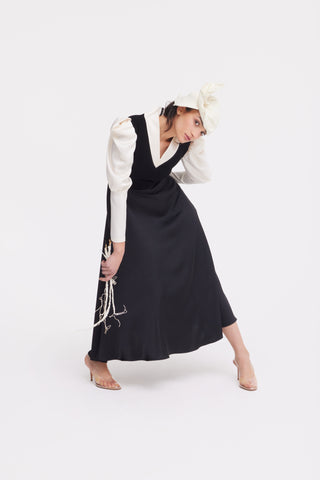 Two-Tone A-Line Midi Dress With Puff Sleeves – Black & Ivory