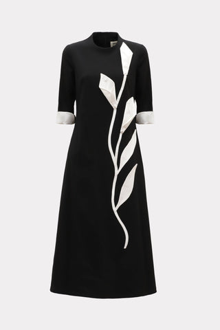 Art-Inspired Semi-Fitted Three-Quarter Sleeveless Dress - Black - Julia Allert