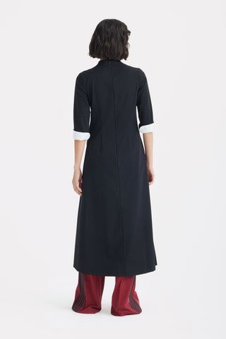 Art-Inspired Semi-Fitted Three-Quarter Sleeveless Dress - Black