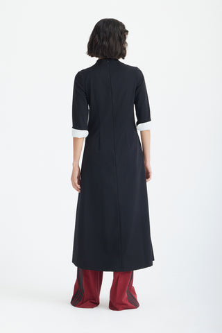 Art-Inspired Semi-Fitted Three-Quarter Sleeveless Dress - Black