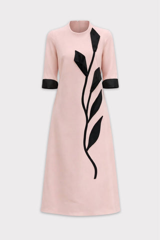 Art-Inspired Semi-Fitted Three-Quarter Sleeves Dress – Pale Pink - Julia Allert