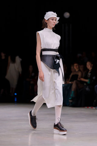Avant-Garde Brimless Hat White - Julia Allert