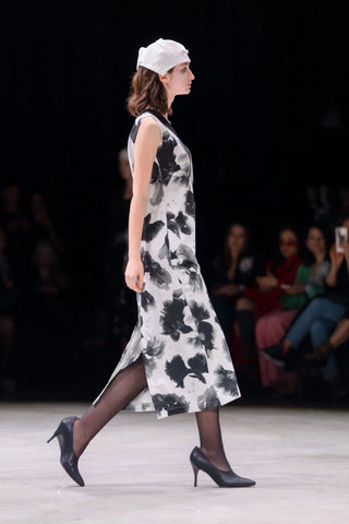 Avant-Garde Brimless Hat White - Julia Allert