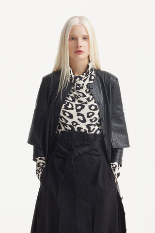 Casual High-Waisted A-Line Skirt With Belt Black - Julia Allert