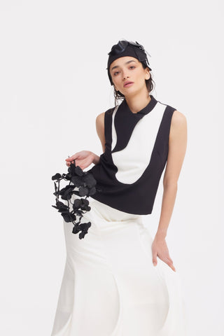 Chic Formal Sleeveless Top With Unique Collar Black - Julia Allert