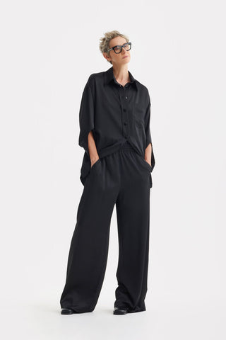 Chic Satin Shirt And Pants Two-Piece Set Black - Julia Allert