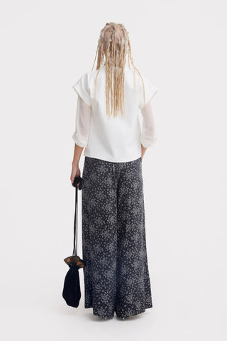 Crew-Neck Jersey T-Shirt With Flower - Off-White - Julia Allert