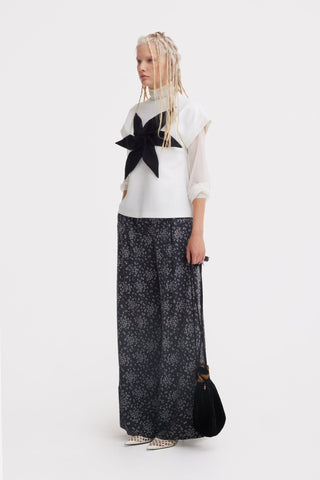 Crew-Neck Jersey T-Shirt With Flower - Off-White - Julia Allert
