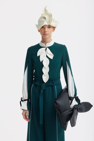Elegant Fitted Blouse - Emerald - Julia Allert