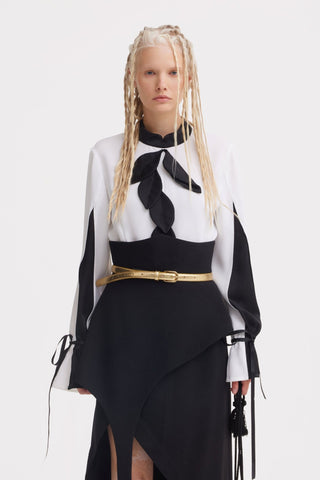 Elegant Fitted Blouse - White - Julia Allert