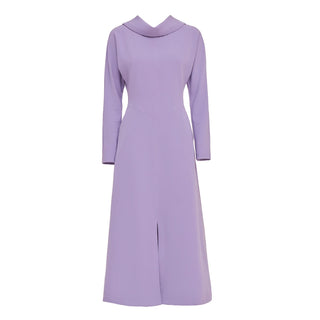 Elegant Fitted Dress With A Flared Skirt Lavander