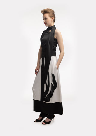 Elegant Flared Midi Skirt White Black