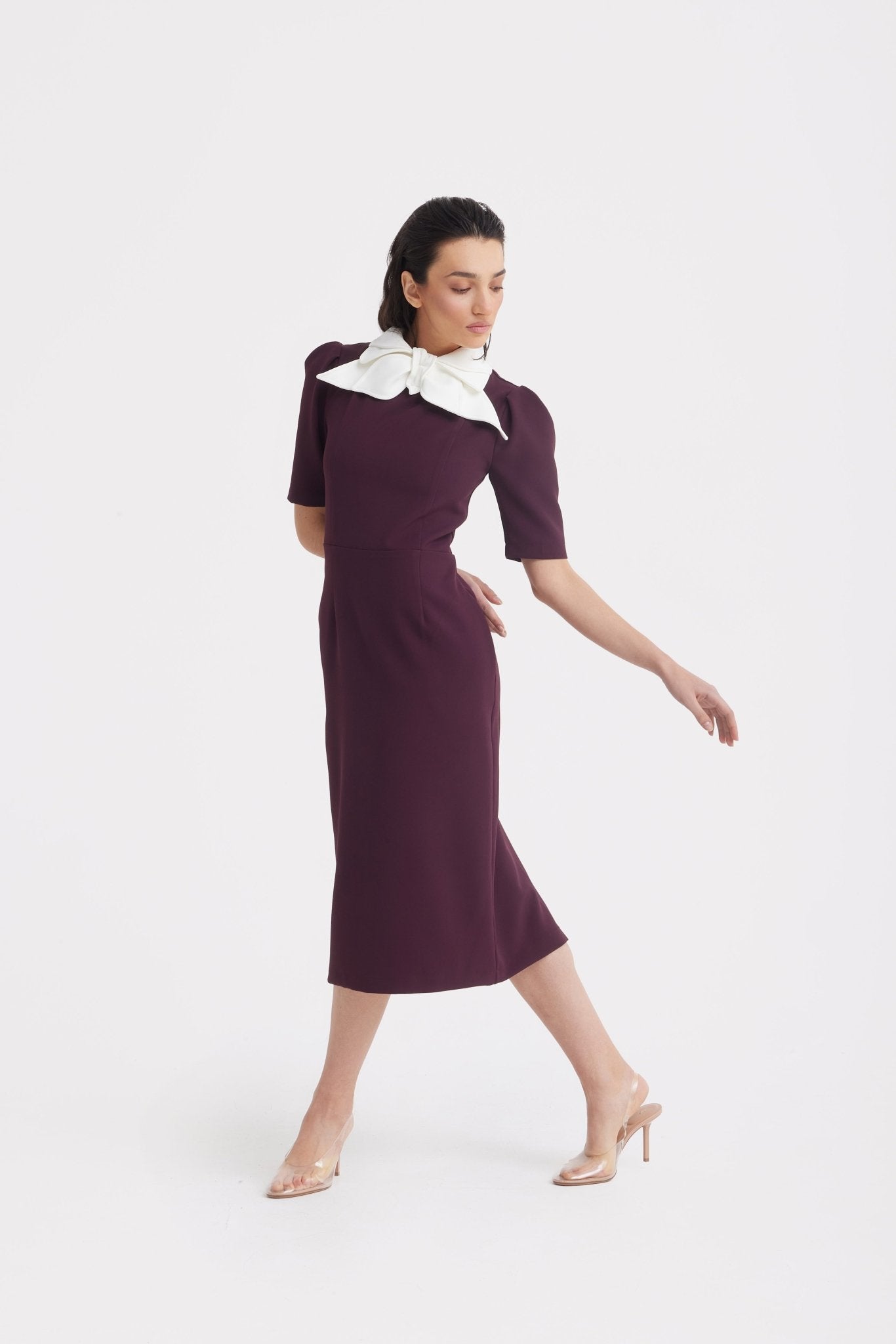 Elegant Midi Dress With Contrast Bow Collar – Burgundy