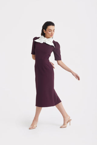 Elegant Midi Dress With Contrast Bow Collar – Burgundy - Julia Allert
