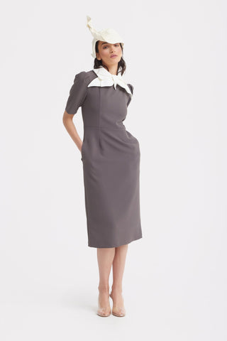 Elegant Midi Dress With Contrast Bow Collar – Taupe - Julia Allert