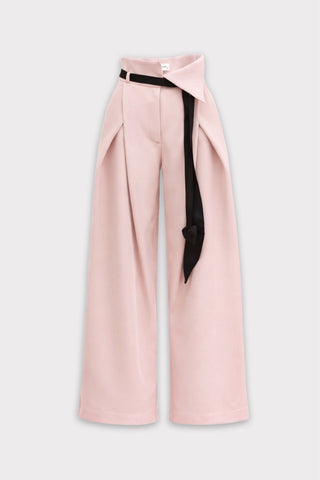 Fashion Forward Wide-Leg Pants & Contrast Belt - Pale Pink - Julia Allert