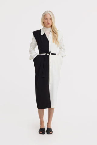 Fashion Midi Dress With Belt And Bold Shoulders – Black & Ivory