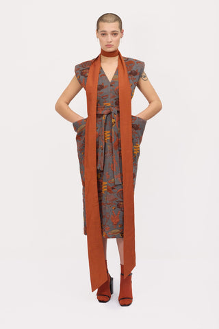 Fashion Midi Dress With Belt And Bold Shoulders Jacquard Grey - Julia Allert