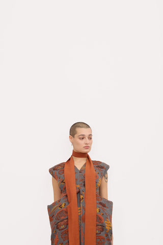 Fashion Midi Dress With Belt And Bold Shoulders Jacquard Grey - Julia Allert