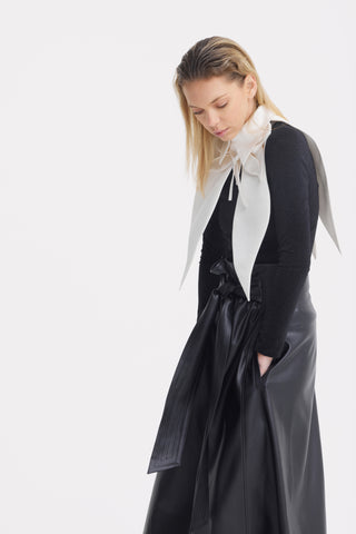 Oversized Satin Bib Collar - Ivory