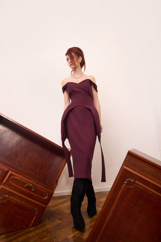 Figure-Flattering Off-Shoulder Midi Dress With Waist Corset Burgundy